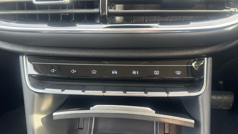 MG Hs 1.5 T-GDI Excite 5dr DCT Petrol Hatchback